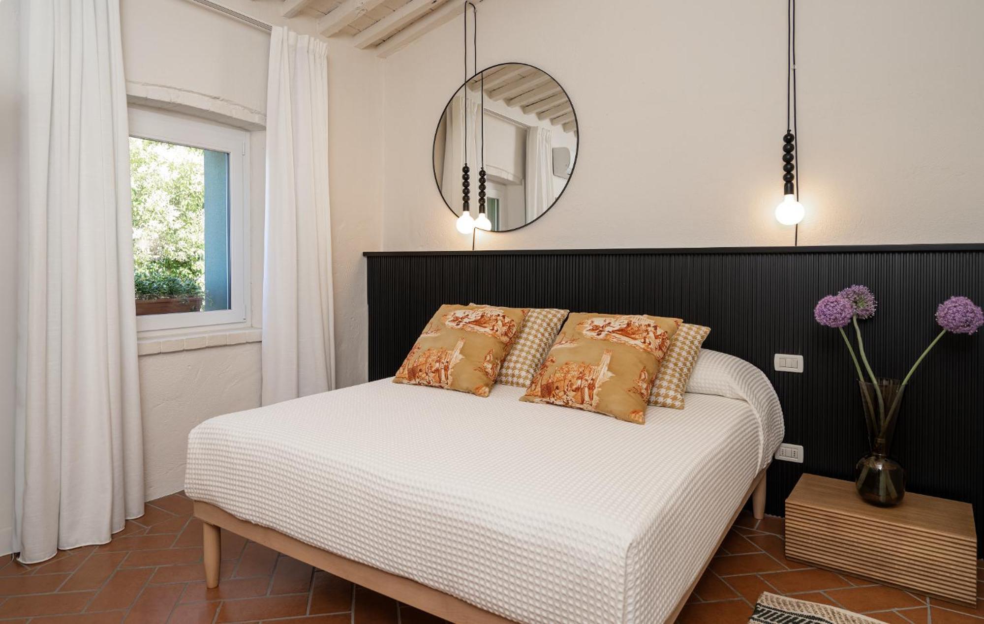 Scarlea Rooms Cecina  Buitenkant foto